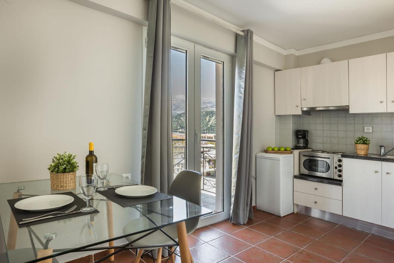Fidias City Rooms Аргостолион Екстериор снимка
